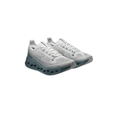 On CloudSurfer Max Wide